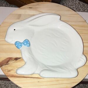 Yankee Candle White Bunny Plate with Blue Bow